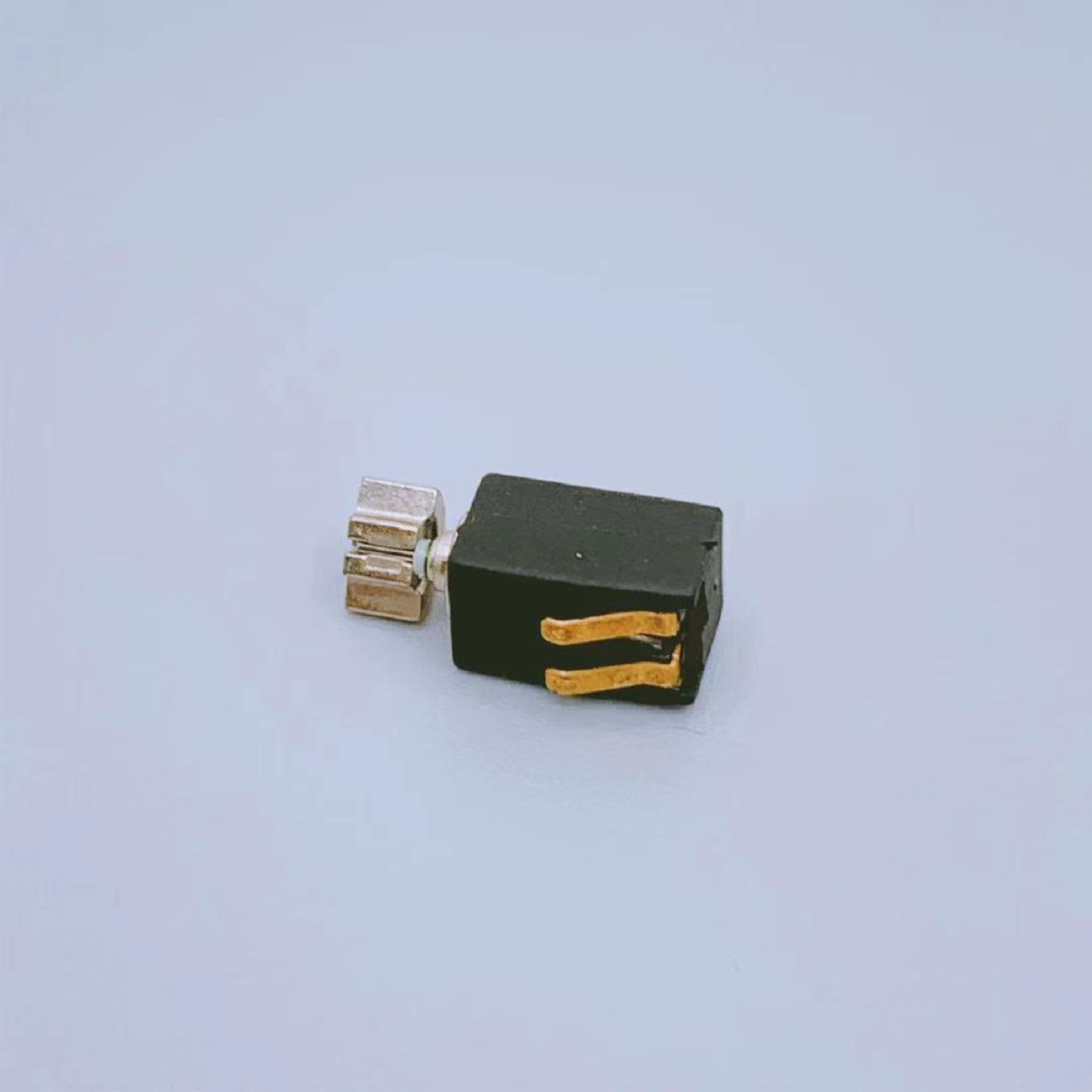 China Factory for Flat Vibration Motor -
Micro DC motors Manufacturers,Supplier,China | LEADER – Leader Microelectronics detail pictures